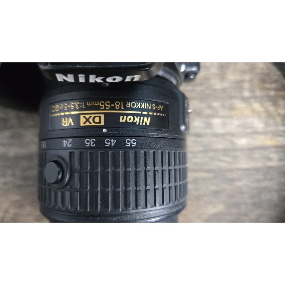 Nikon D3300 DSLR Camera Kit 18-55mm VR II 55-200mm VR II 2 Batteries Charger Bag